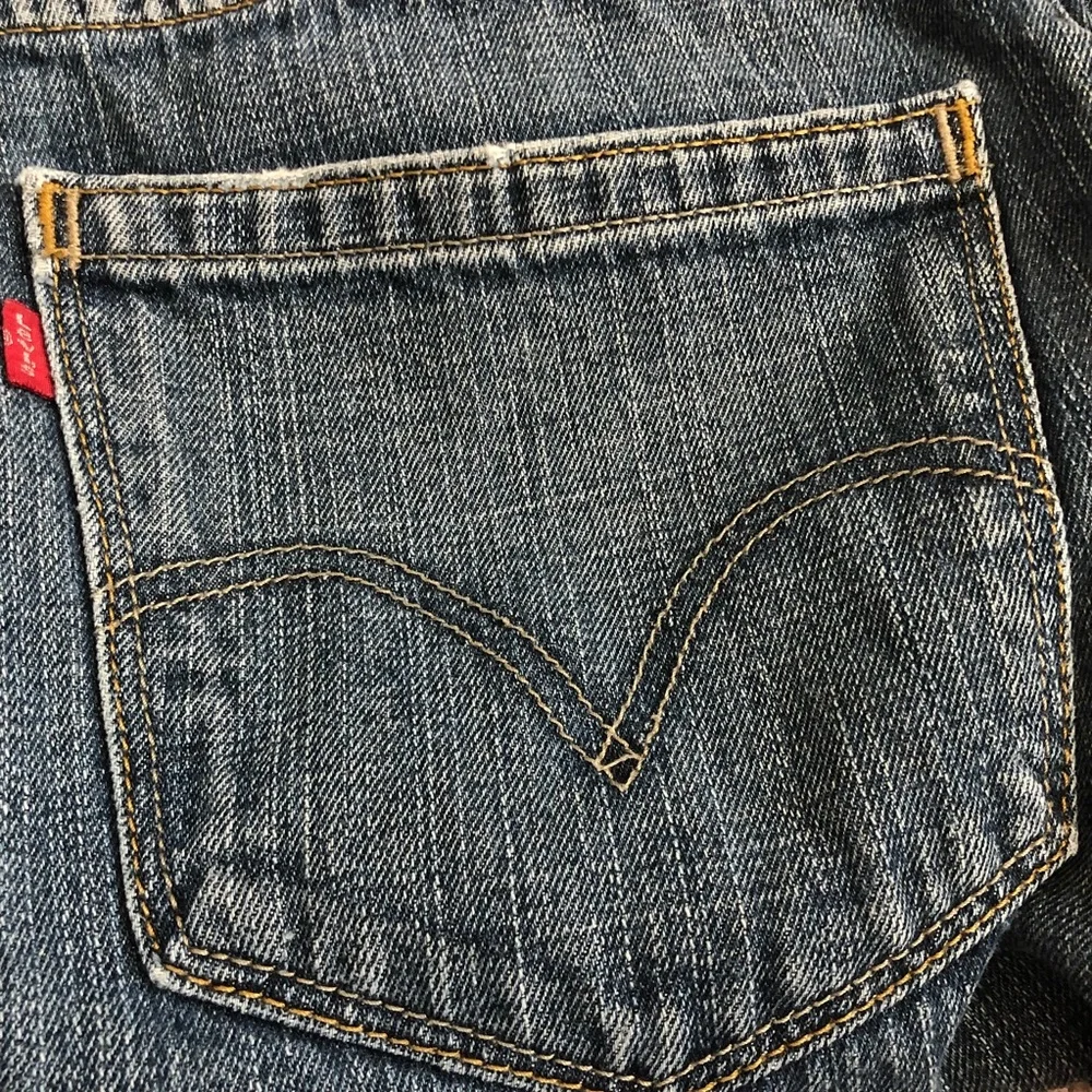 LEVIS RELAXED STRAIGHT 559 BLUE JEANS